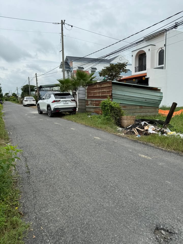 Nhà 1 Trệt 1 Lầu Mặt Tiền Nhựa An Thạnh, Châu Thành, Long An 156m² - Giá 2.4 Tỷ, Nội Thất Full