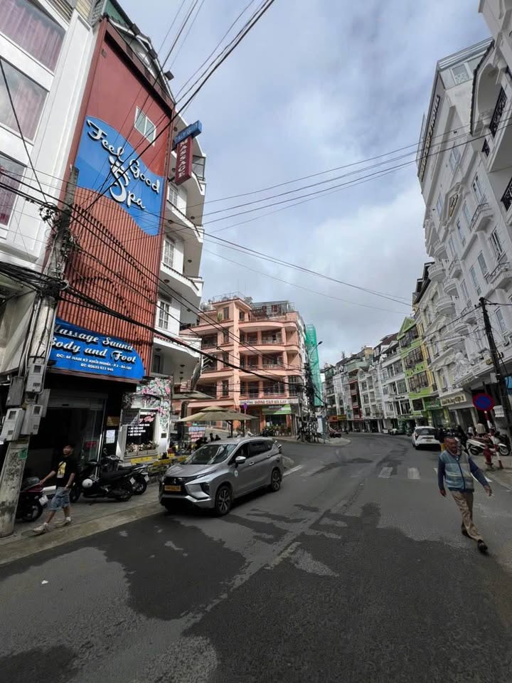 Bán nhà mặt tiền 7 tầng đường Nam Kỳ Khởi Nghĩa, Đà Lạt 36m² giá 13.6 tỷ - Đầu tư sinh lời ngay!