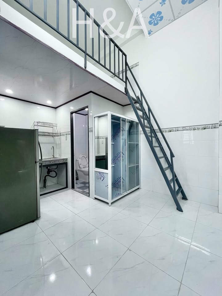 Phòng cho thuê Hẻm Liên Tổ Nguyễn Văn Cừ 2.5 triệu - Nội thất đầy đủ, giờ giấc tự do!