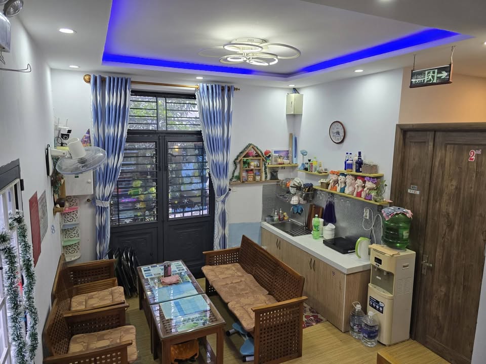 Nhà 4 tầng lô góc đường Hà Thị Thân 72.6m² giá 17.5 tỷ - Đang kinh doanh homestay thu nhập 65 triệu/tháng!