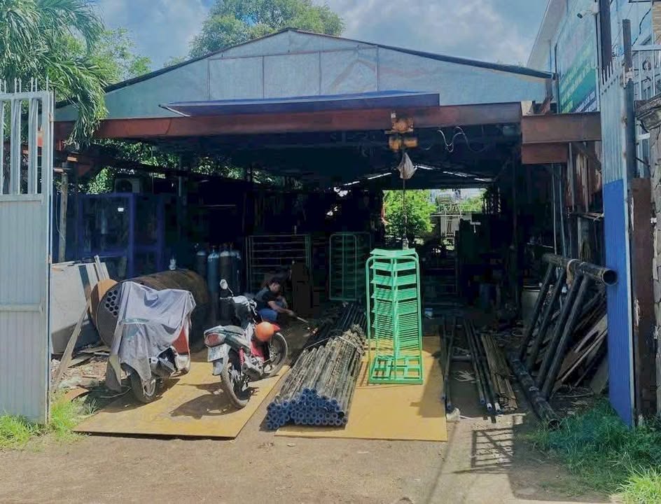 Nhà xưởng Việt Kiều Củ Chi 560m² giá 8.9 tỷ - Đang cho thuê 10 triệu/tháng!