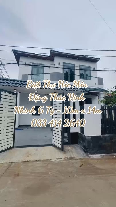 Biệt Thự Townhouse Hóc Môn 140m² giá 6 tỷ - Thiết kế hiện đại, sân vườn thoáng mát!