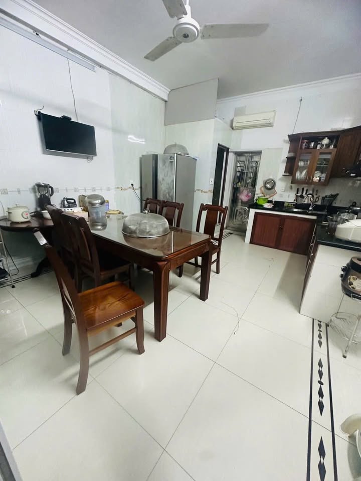 Nhà mặt đường Cao Xanh, Hạ Long 55m² giá 5 tỷ - Chính chủ bán gấp!