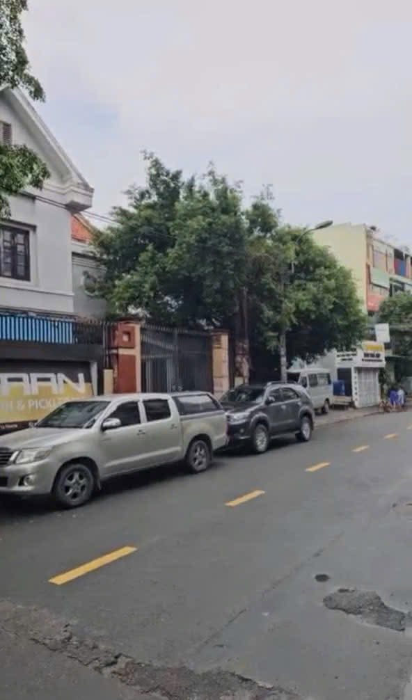 Nhà xưởng 2563m² tại Đông Hưng Thuận, Q12 - Bán gấp chỉ 65 tỷ!