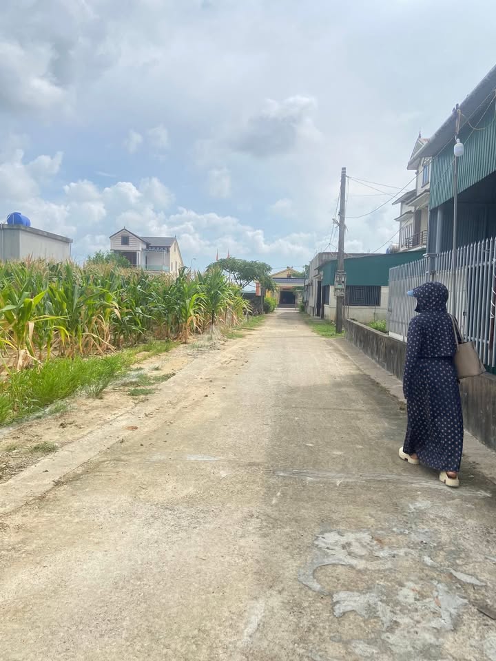 Đất nền lô góc 588m² tại Nam Hải, Hải Ninh, giá 2 tỷ - Cơ hội đầu tư tốt!