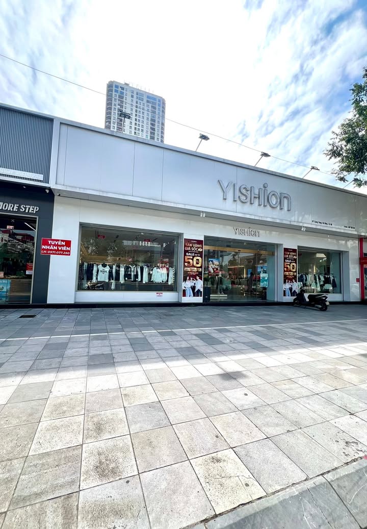 Cho thuê mặt bằng kinh doanh đường Quang Trung, Hà Đông 360m² - Vị trí đắc địa, bàn giao ngay!