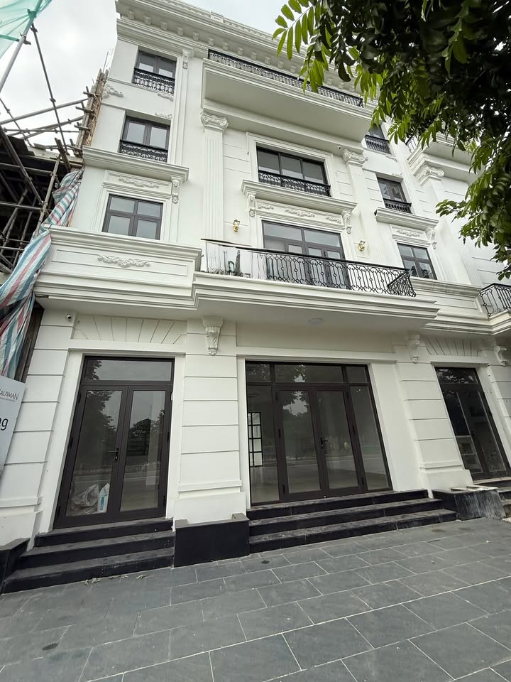 Cho thuê shophouse mặt tiền 10m tại FLC Premier Parc 100m² giá 35 triệu/tháng - Kinh doanh sinh lời ngay!