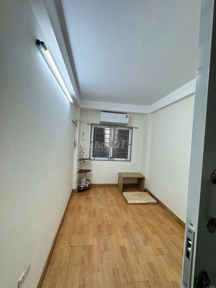 Nhà phố Bạch Mai, Hai Bà Trưng 12m² giá 5.3 triệu - Sẵn sàng cho thuê ngay!