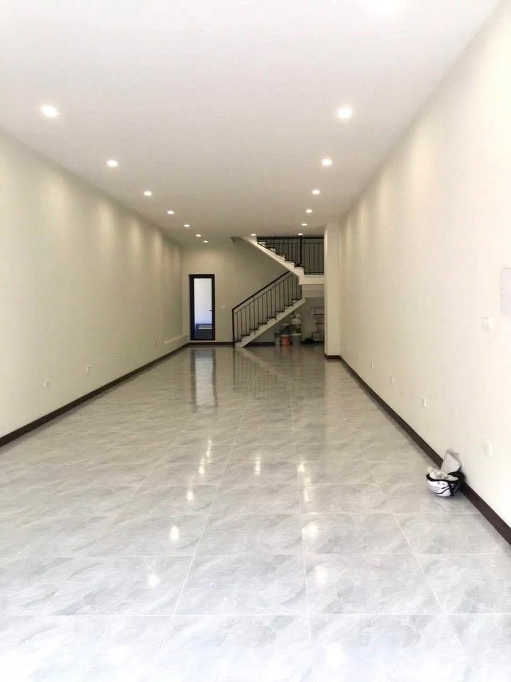 Cho thuê mặt bằng kinh doanh Văn Phú, Hà Đông 100m² giá 20 triệu - Kinh doanh sầm uất!