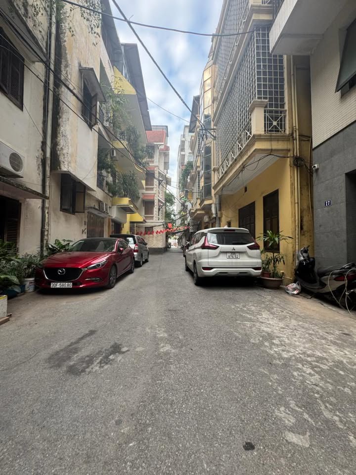 Đất nền Hoàng Quốc Việt, Nghĩa Đô, Cầu Giấy, 102m² - Vị trí vàng kinh doanh!