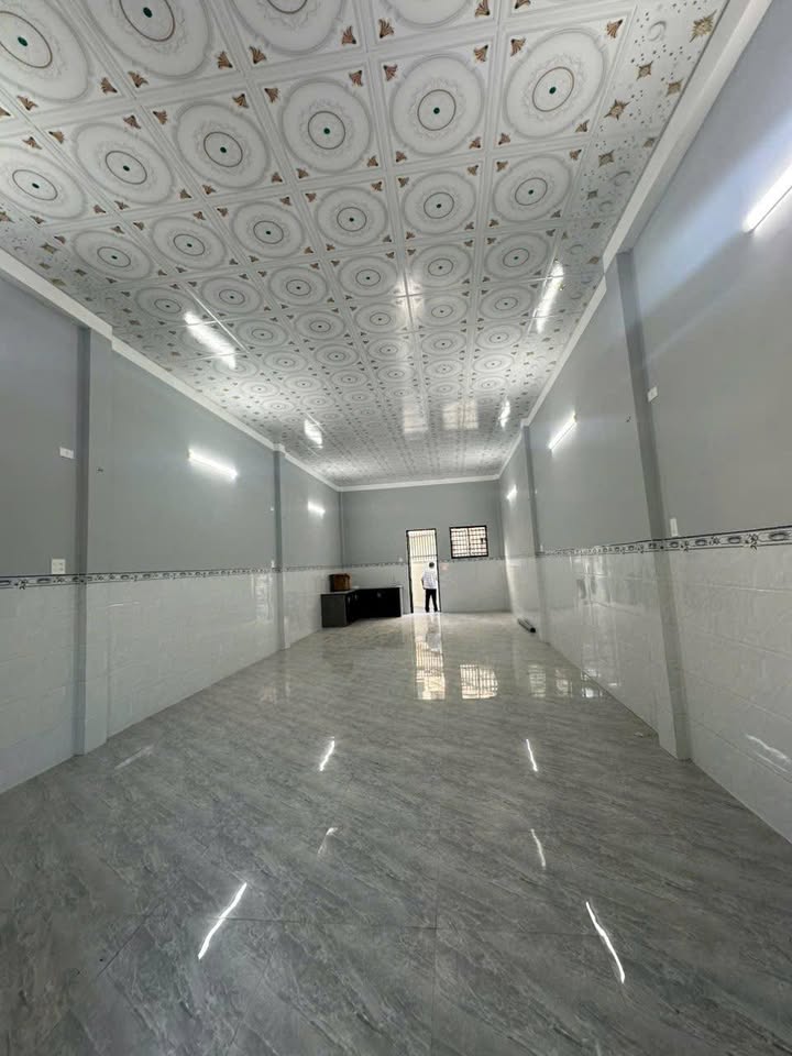 Cho thuê nguyên căn mặt tiền Thành Thái 100m² - Phù hợp kinh doanh đa dạng!