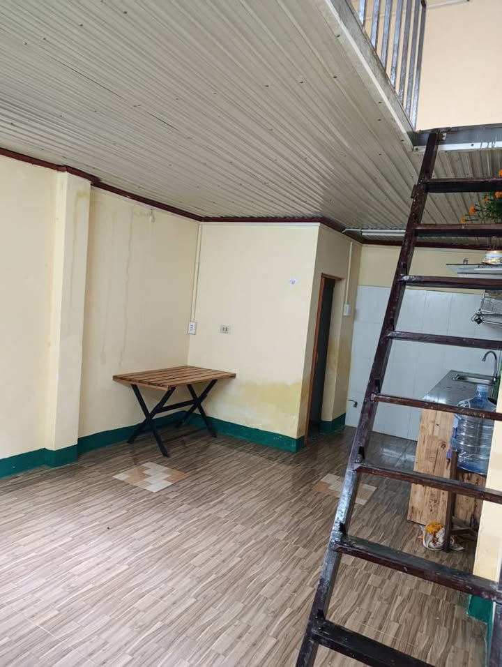 Phòng trọ cho thuê tại phường Tân Tiến 50m² giá 2 triệu - Cổng riêng tiện lợi!