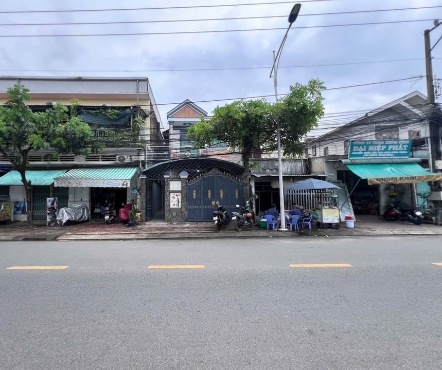 Bán gấp nhà mặt tiền Phan Thanh Giản Lái Thiêu 111m² giá 6.1 tỷ - Vị trí kinh doanh lý tưởng!