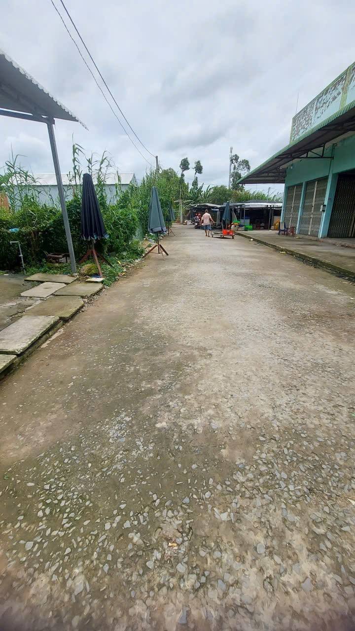 Đất nền lộ đan xã Hòa Long 72m² giá 600 triệu - Sổ hồng chính chủ!