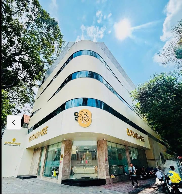 Cho thuê tòa nhà góc 2 mặt tiền Sương Nguyệt Ánh Quận 1 - Diện tích 1700m², giá tốt thương lượng!