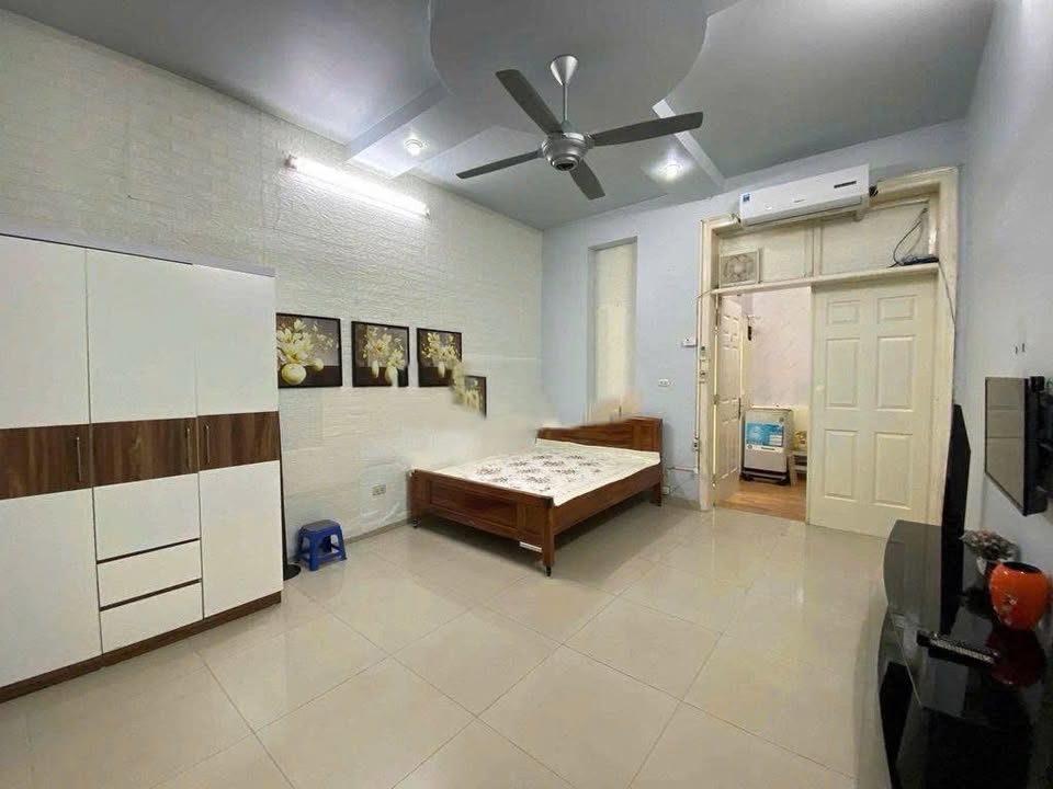 Nhà cho thuê tại ngõ 23 Nguyễn Ngọc Vũ, Cầu Giấy 45m² - Nội thất mới, đẹp, sẵn sàng vào ở!