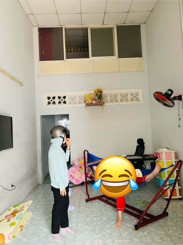 Nhà phố Bà Điểm, Hóc Môn 52m² giá 1.7 tỷ - Sổ đỏ chính chủ, thương lượng nhẹ!