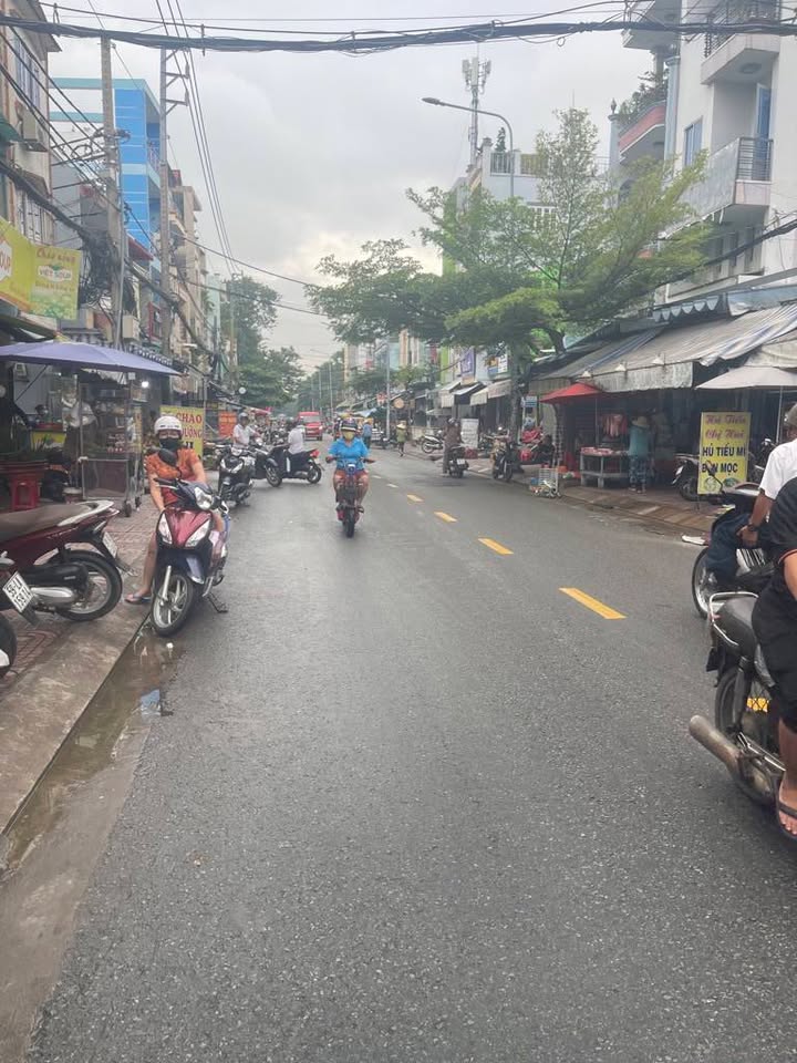 Nhà 5 tầng Bông Sao, Quận 8, 49m² giá 11 tỷ - Cực hiếm và chính chủ!