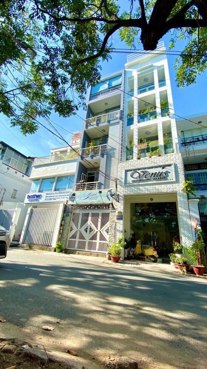 Bán nhà mặt tiền Trần Khánh Dư, Quận 1 - Diện tích 59m², Giá 20 tỷ - Cơ hội đầu tư tuyệt vời!