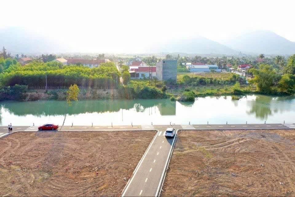 Đất nền Suối Cát Cam Lâm 105.8m² giá 1.32 tỷ - Vị trí vàng giữa 2 KCN lớn!