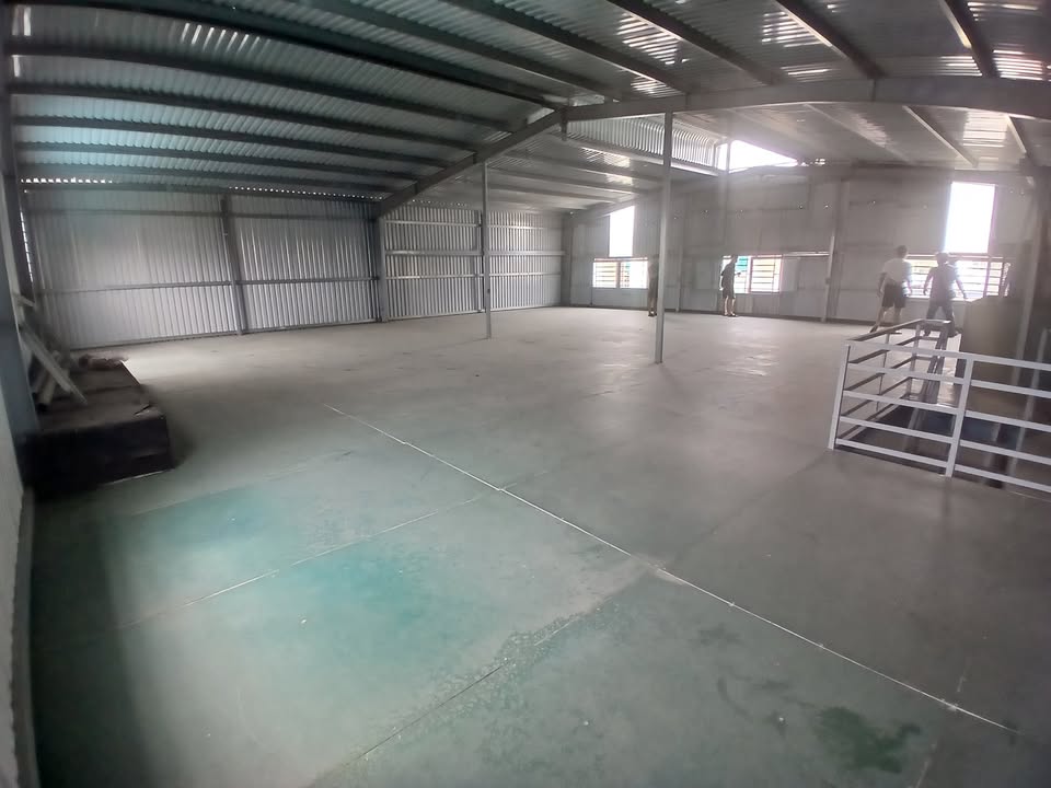 Kho xưởng cho thuê tại Hóc Môn 700m² giá 30 triệu - Phù hợp với nhiều ngành nghề!