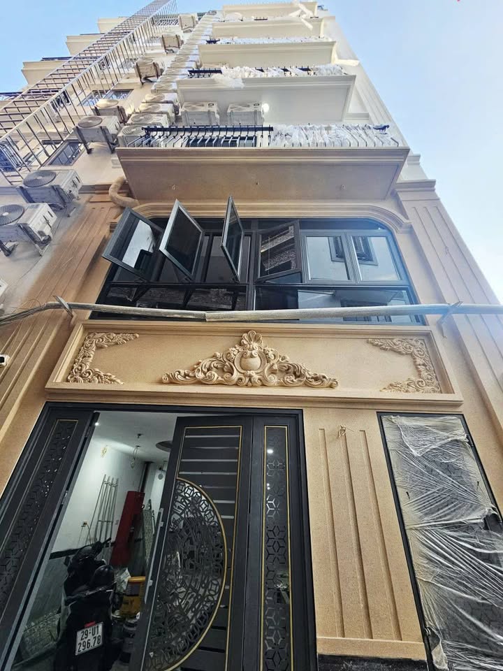 Tòa CHDV 298 Cầu Diễn 123m² giá 28 tỷ - Dòng tiền khủng 150 triệu/tháng!