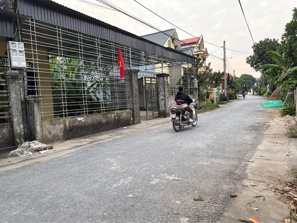 Đất nền Hưng Hà 100m² giá 1.2 tỷ - Cơ hội đầu tư không thể bỏ lỡ!