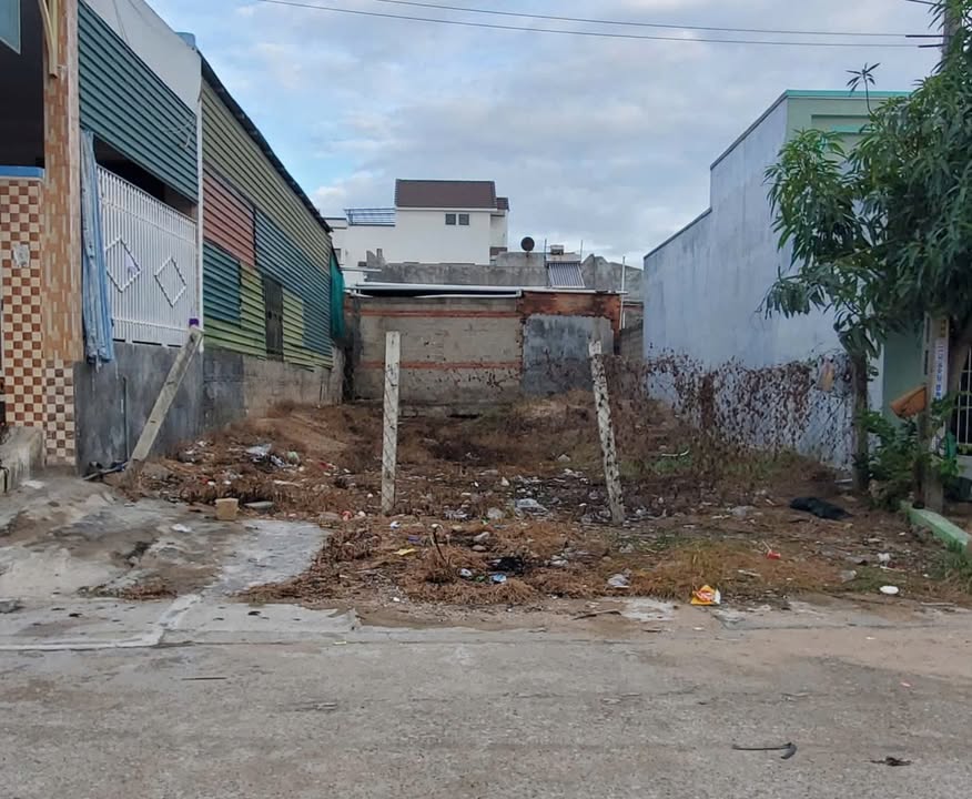 Đất thổ cư Phường Cựu Ninh Hải 152m² giá 950 triệu - Khu dân cư đông đúc, đối diện chợ!