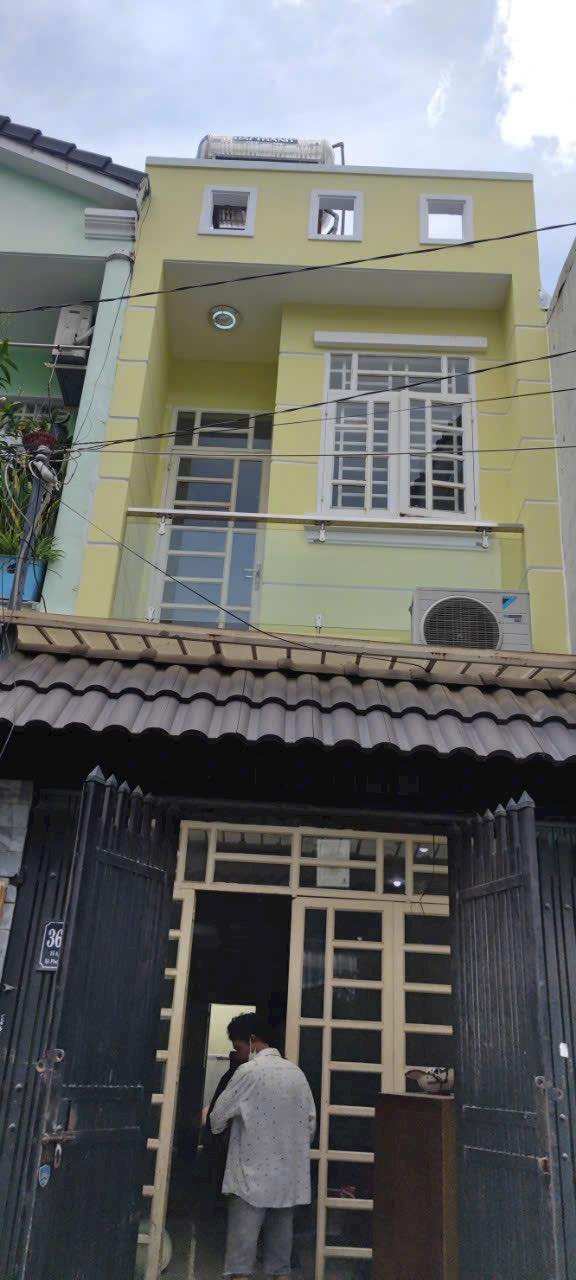 Nhà cho thuê hẻm 360 Phạm Hữu Lầu - Phước Kiển 48m² giá 7 triệu - Sân trước sân sau rộng rãi!