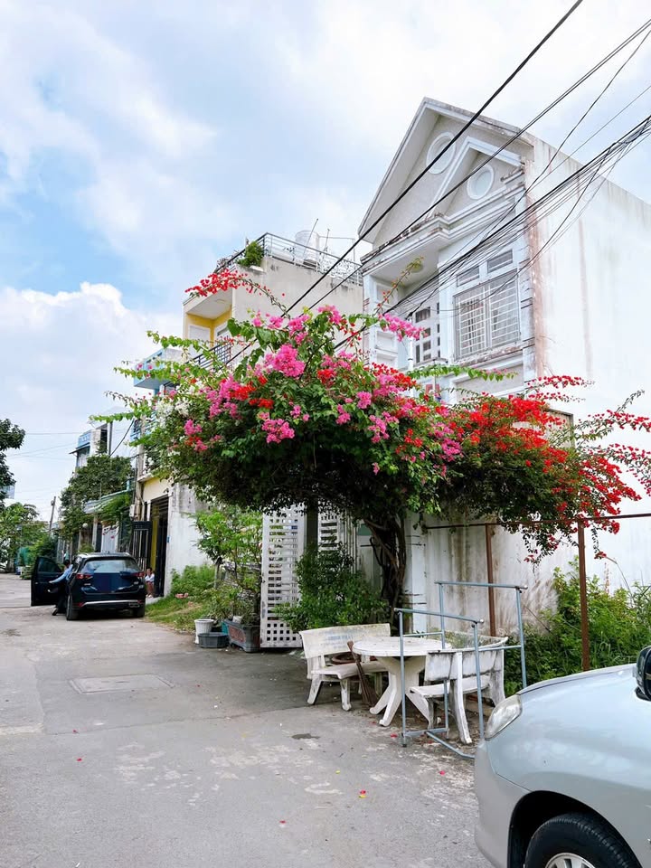 Lô đất mặt tiền hẻm 125, quận 9 - Diện tích 71.6m² giá chỉ 3.59 tỷ - Đất sạch đẹp, không lỗi phong thủy!