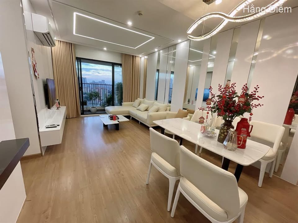 Căn hộ The Sun Mễ Trì 81m² giá 8.2 tỷ - Thiết kế thông thoáng, full nội thất!