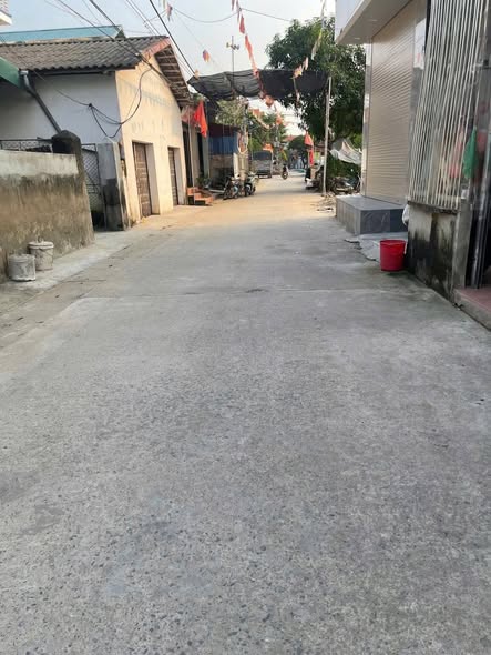 Đất nở hậu Thư Phú Thường Tín 54.8m² giá 2.2 tỷ - Vị trí đắc địa, phong thủy tốt!