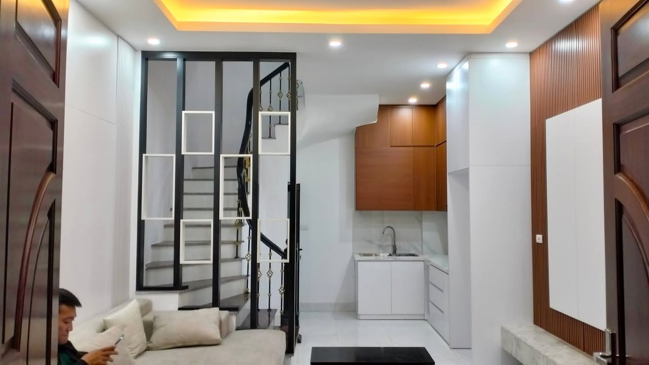 Nhà phố Hàng Than Hoàn Kiếm 35m² giá 9 tỷ - Đầu tư sinh lời ngay!