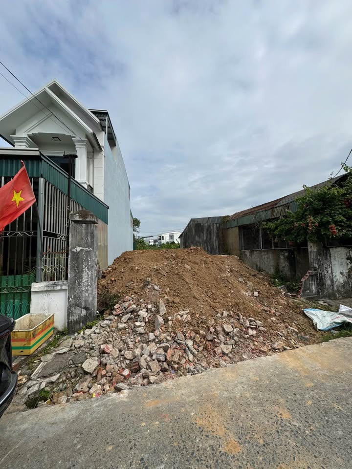 Đất nền đường Nguyễn Thái Học, phường Ninh Dương, 241m² - Sổ đỏ chính chủ, giá tốt!