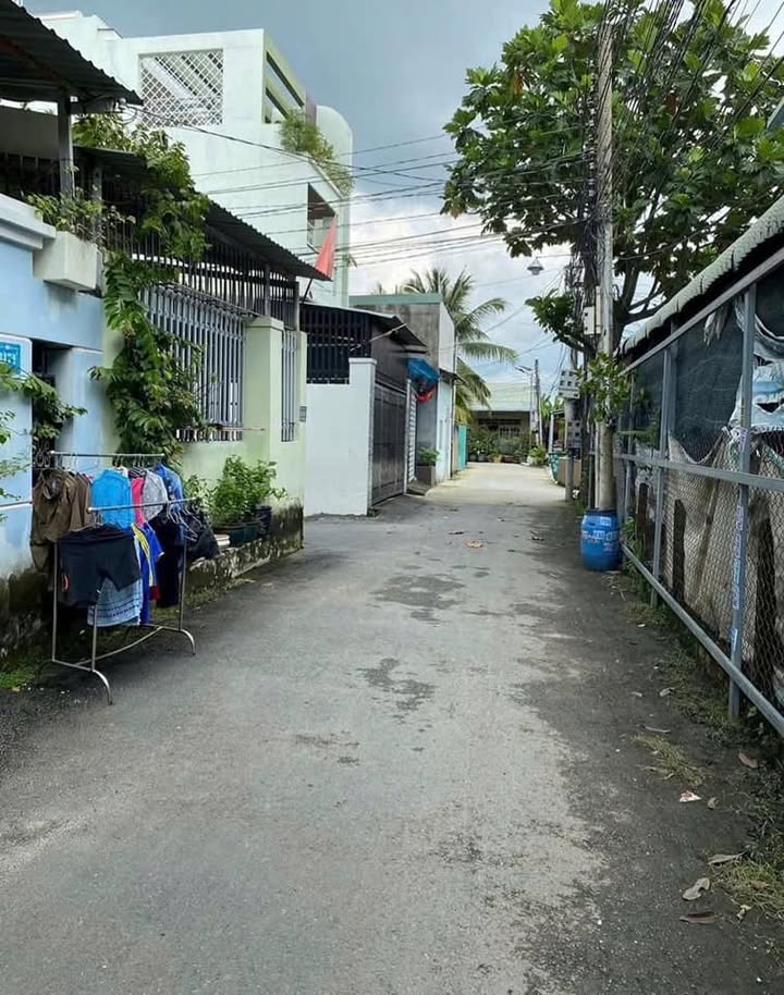 Nhà cấp 4 Bình Nhâm, Thuận An 75m² giá 2.85 tỷ - Đường xe hơi, an ninh tốt!