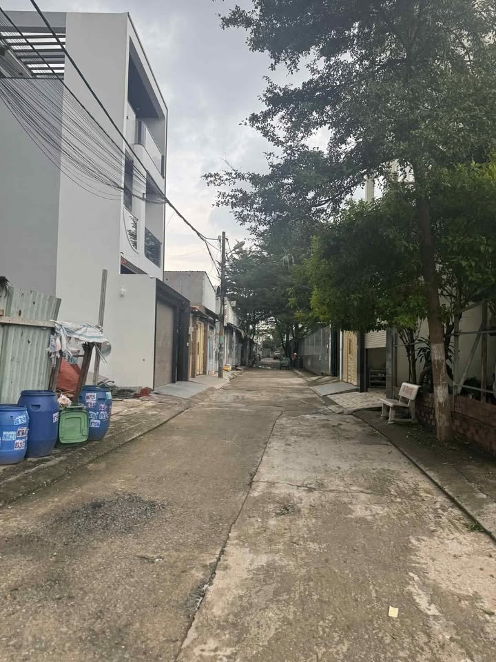 Đất nền Thủ Đức 102m² giá 7.5 tỷ - Vị trí đẹp, tiềm năng lớn!