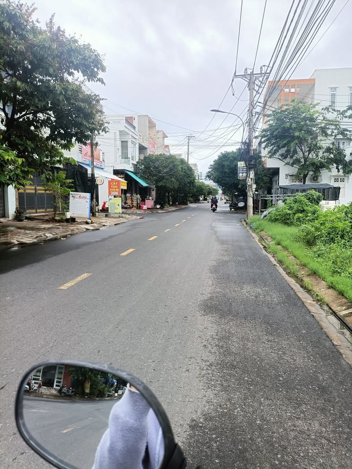 Bán nhà 2 tầng lô góc Phan Đăng Lưu 89.25m² giá 3.9 tỷ - Thương lượng ngay!