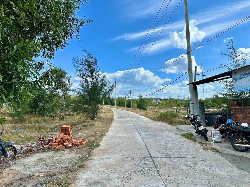 Đất nền thôn Xuân Hòa, An Hòa Hải 345m² - Gần biển, giá thỏa thuận!