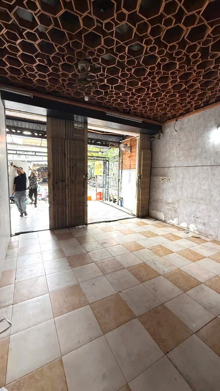 Mặt bằng kinh doanh cho thuê tại Tân Quy, Quận 7 - 65m² giá 15 triệu, vị trí đắc địa!