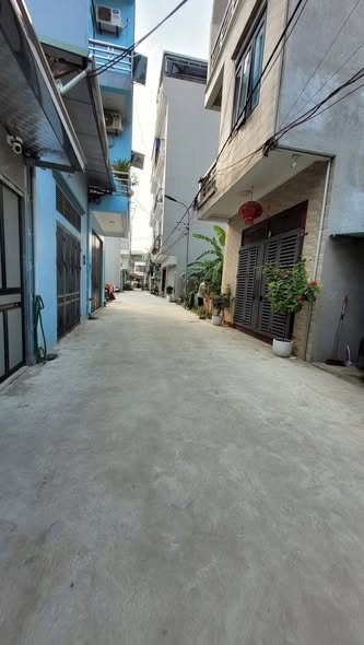 Đất nền 44m² Cửu Việt Trâu Quỳ giá 5 tỷ - Ngõ thông ô tô vào tận nơi!