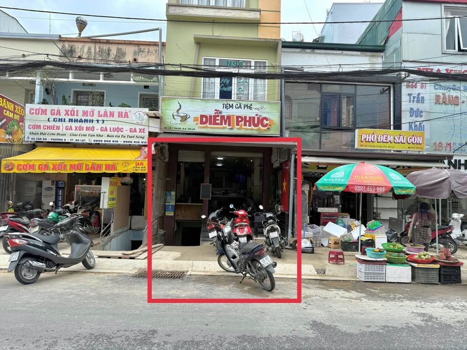 Cho thuê mặt bằng kinh doanh tại chợ Cẩm Đô Đà Lạt giá 2.9 triệu - Vị trí đắc địa, đông người qua lại!