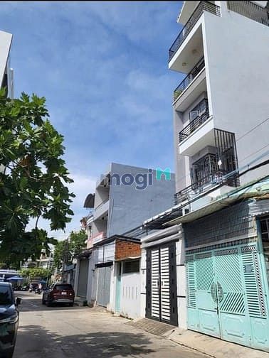 Bán nhà 3 tầng Vĩnh Hòa Nha Trang 70m² giá chỉ 4.5 tỷ - Ô tô đậu cửa