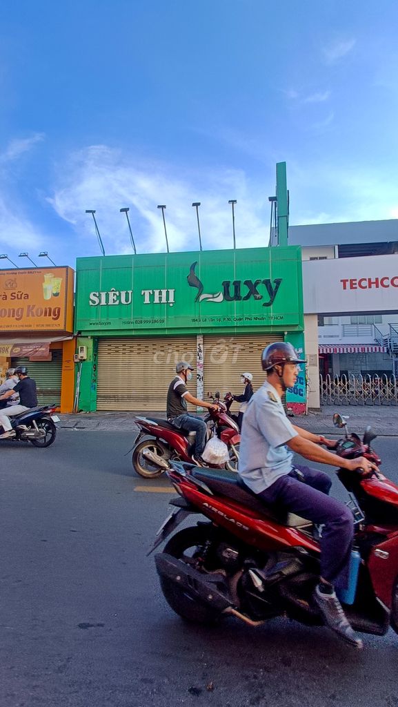 Cho thuê văn phòng mặt tiền Lê Văn Sỹ quận Phú Nhuận 350m² - Khu kinh doanh sầm uất!