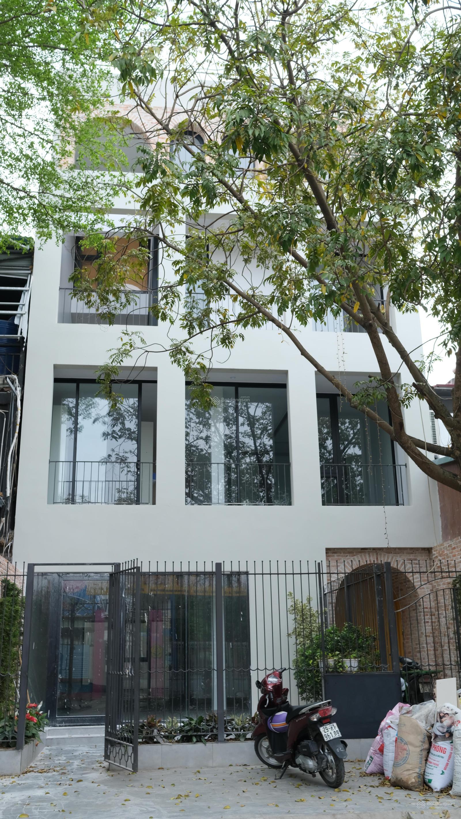 Cho thuê mặt bằng kinh doanh tại KĐT Xa La, 160m² - Vị trí đắc địa đối diện trường mầm non