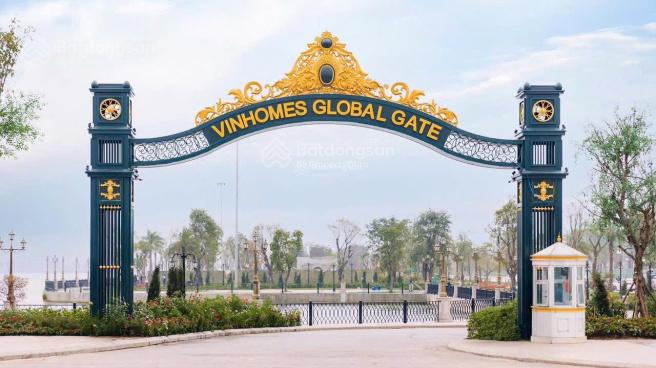 Biệt thự Song Lập Vinhomes Global Gate 147.6m² giá 68 tỷ - Sống đẳng cấp bên hồ trung tâm!