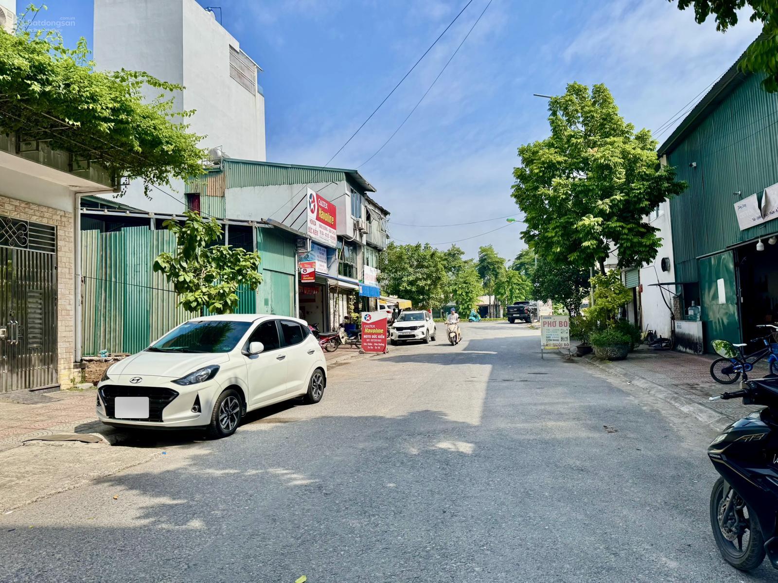 Đất thổ cư Tư Đình Long Biên 80m² giá 17.2 tỷ - Ngõ ô tô thông thoáng, vị trí đắc địa!