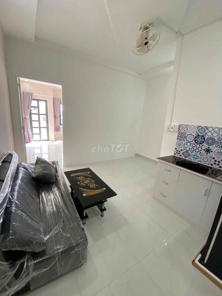 Căn hộ 1PN Đường Đoàn Văn Bơ Q4 giá 7.5 triệu - Tiện nghi đầy đủ, gần trường Đại học!