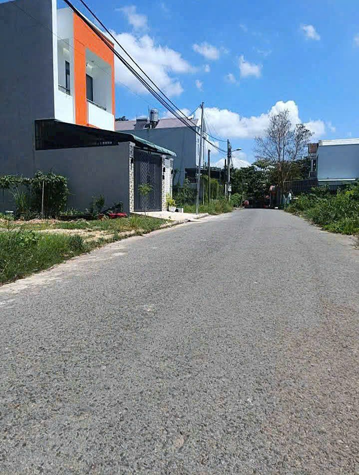 Đất thổ cư trung tâm hành chính Chánh Hiệp 85m² giá 1.79 tỷ - Kết nối thuận tiện!