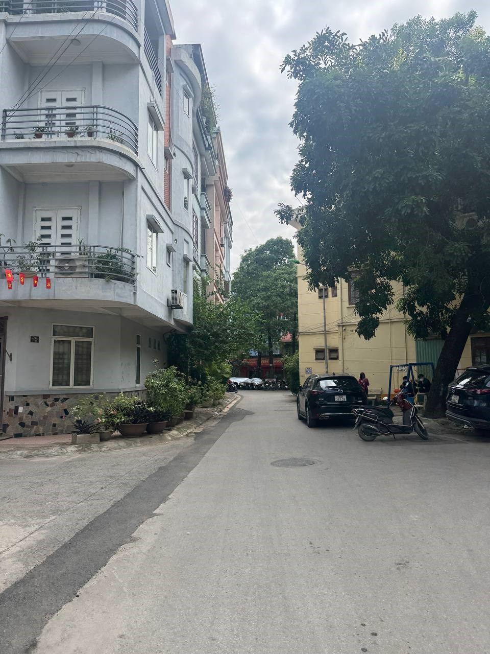 Nhà phố mặt tiền 4m tại Văn Quán - 45m² giá 10 tỷ - Thiết kế hiện đại, vị trí đắc địa!