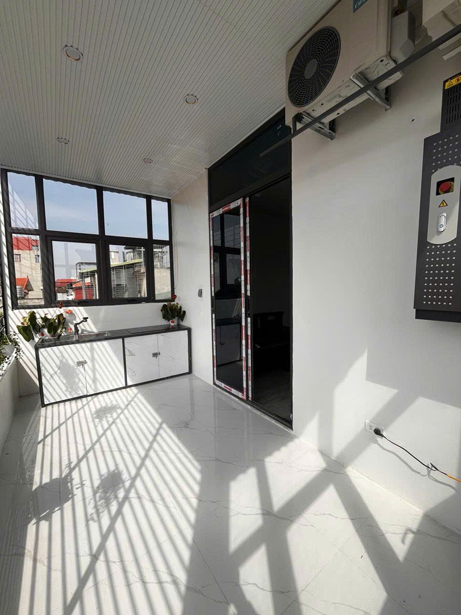 Nhà 5 tầng phố Thanh Lương 40m² giá 11.5 tỷ - Đầu tư sinh lời hiệu quả!